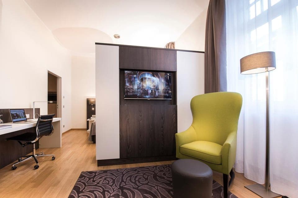 TV and multimedia, Business facilities