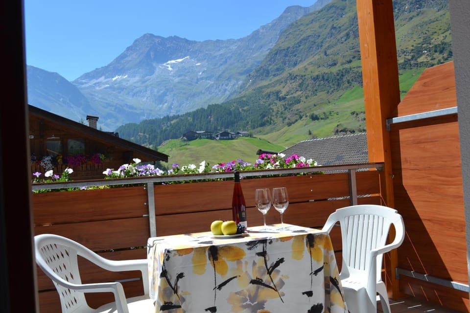 View (from property/room), Mountain view