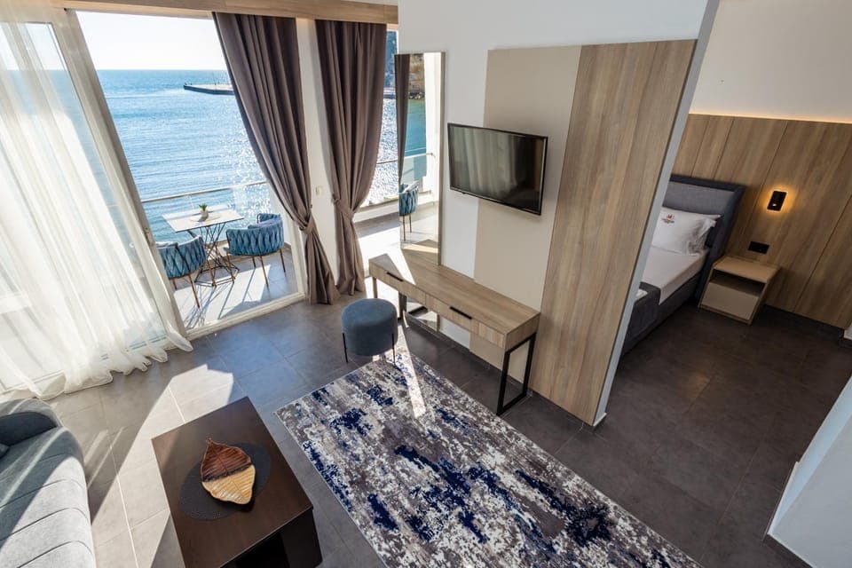 Bedroom, Sea view