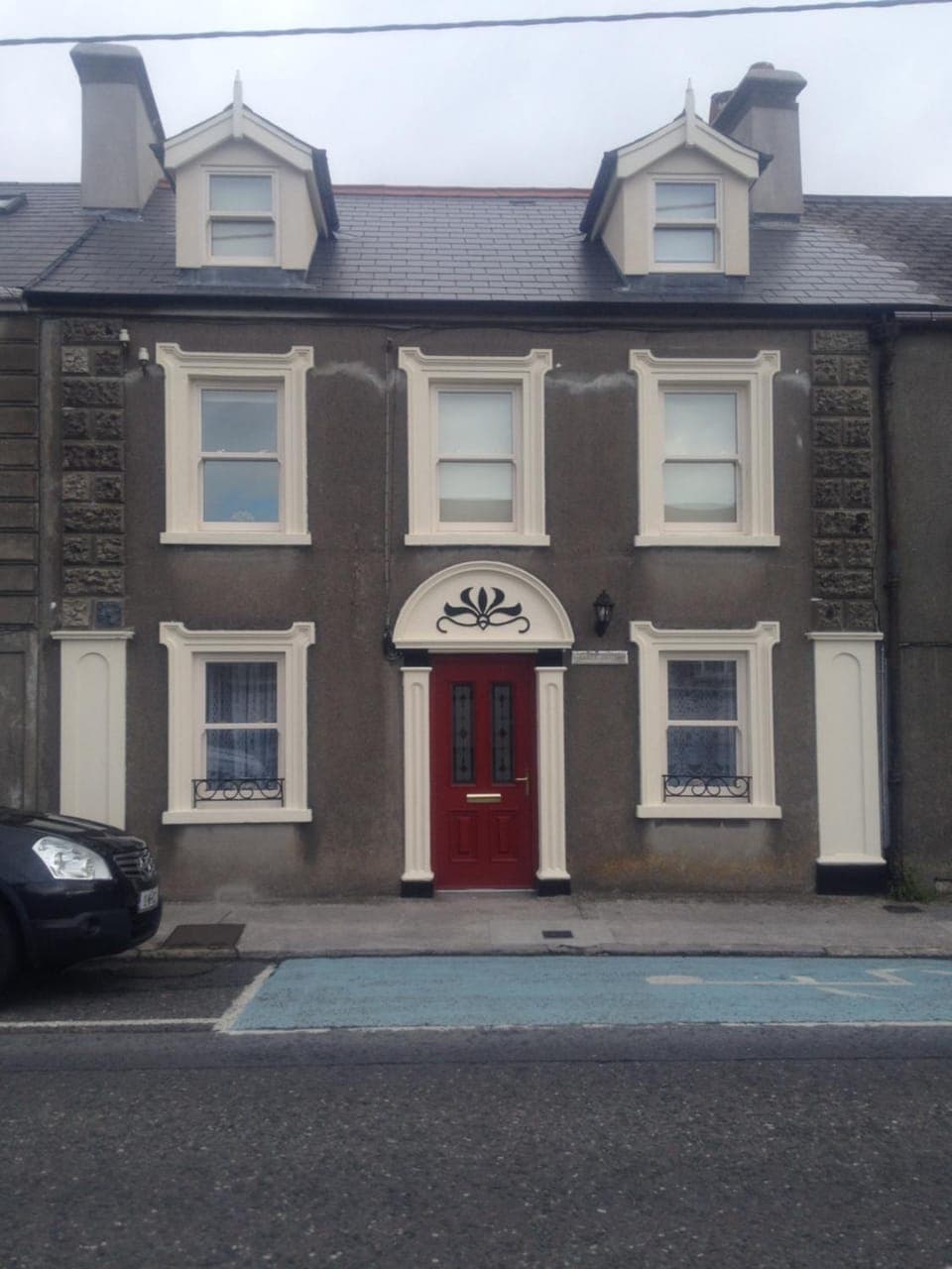 Facade/entrance