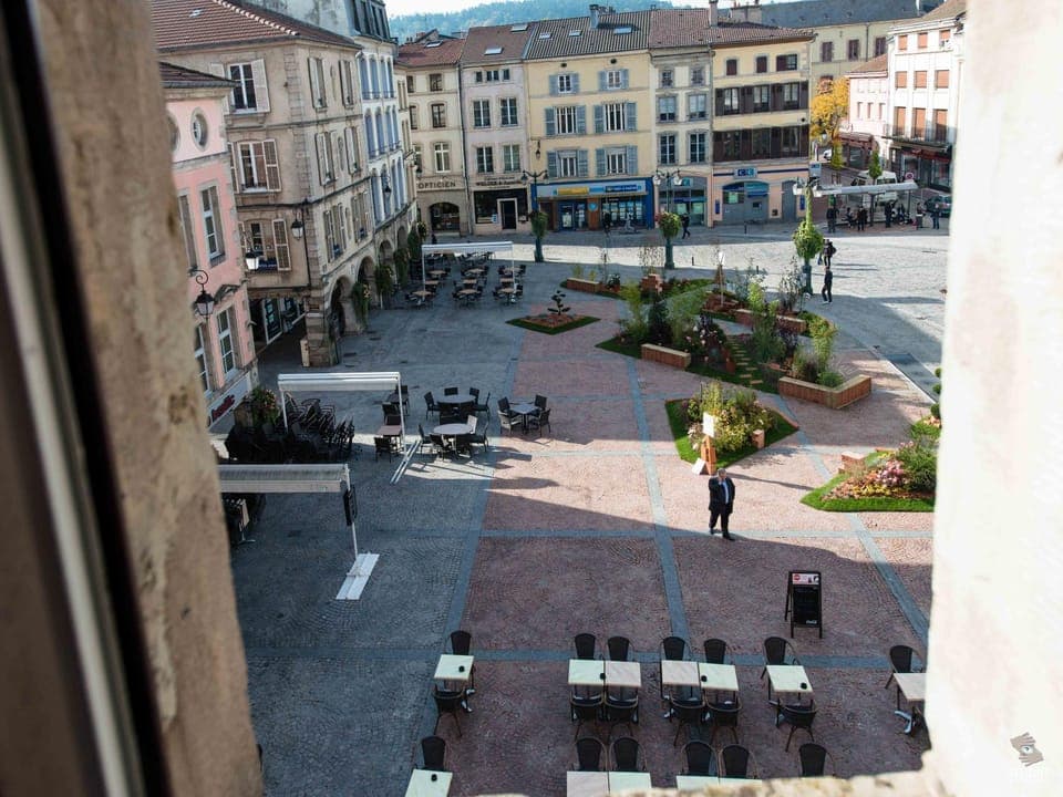 Day, People, Neighbourhood, City view