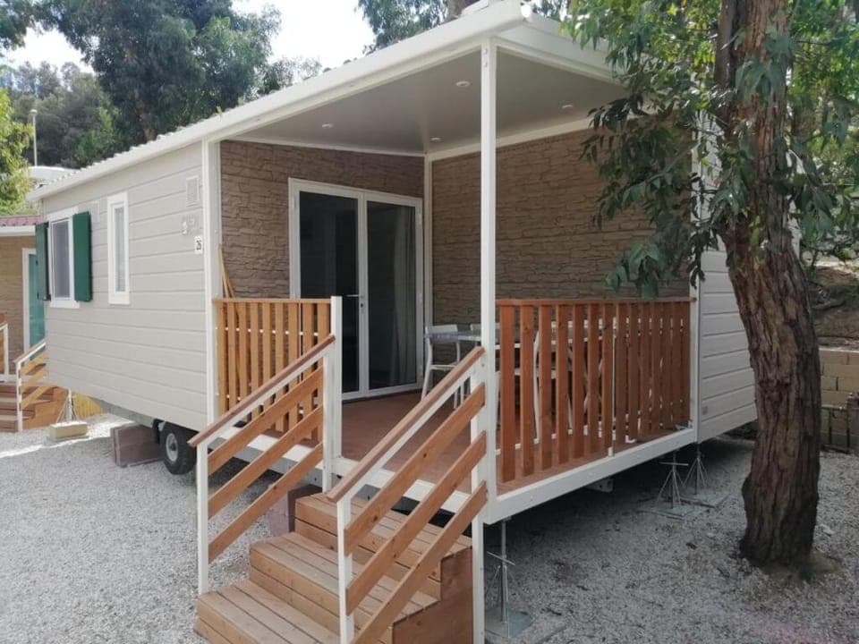 Property building, Patio