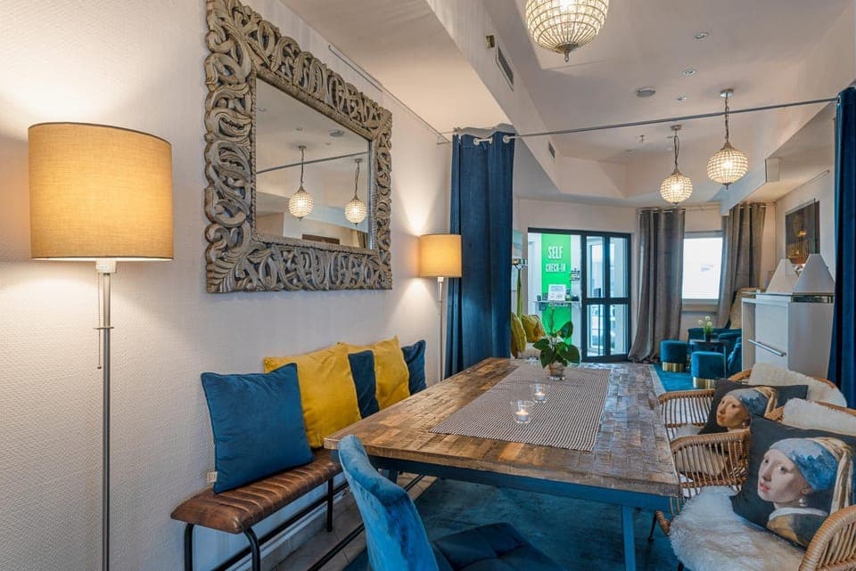 Lobby or reception, Seating area