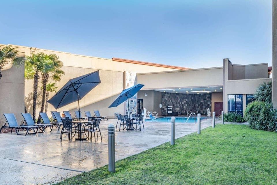 Patio, Activities, On site, Pool view, Swimming pool