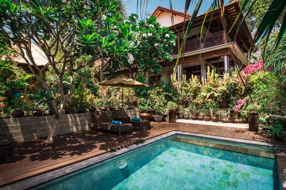 Property building, Garden view, Swimming pool