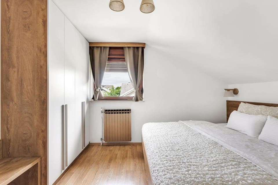 Bed, Bedroom, wardrobe