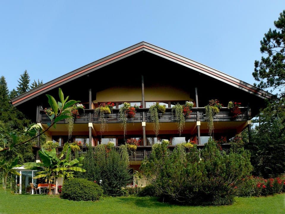 Facade/entrance, Summer, Other