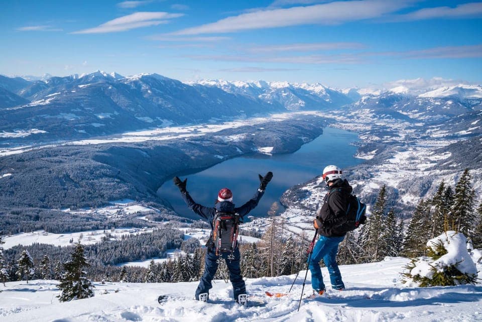 Nearby landmark, People, Natural landscape, Winter, Lake view, group of guests