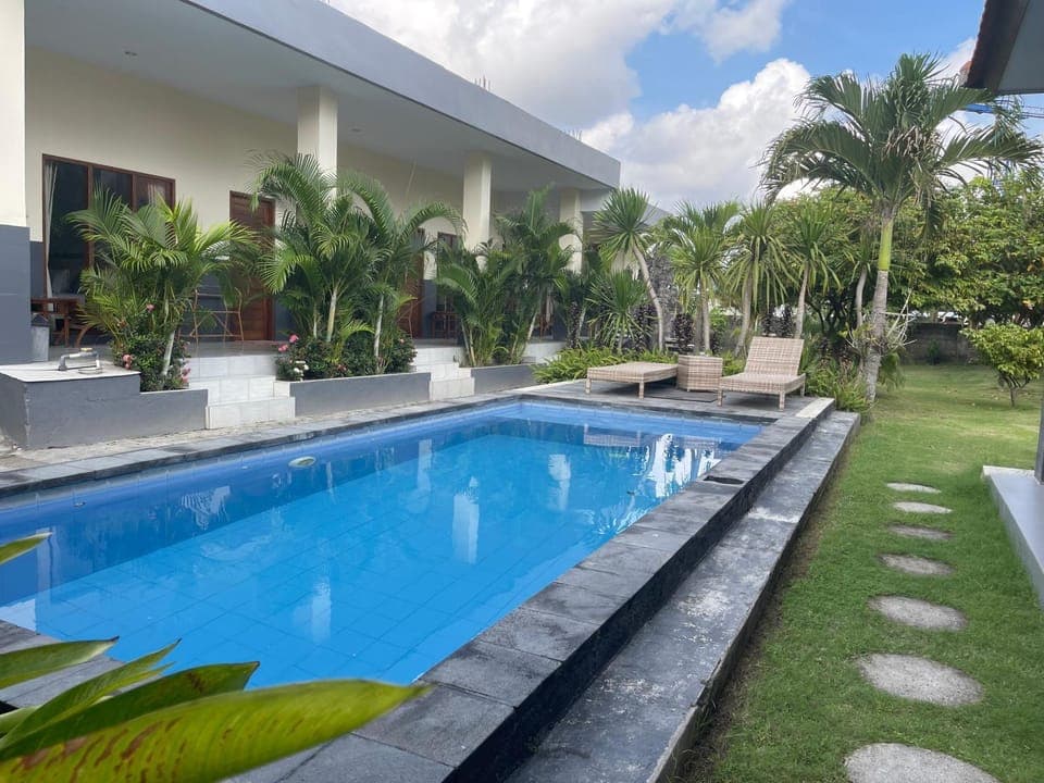 Kitchen or kitchenette, Seating area, Garden view, Swimming pool, Swimming pool