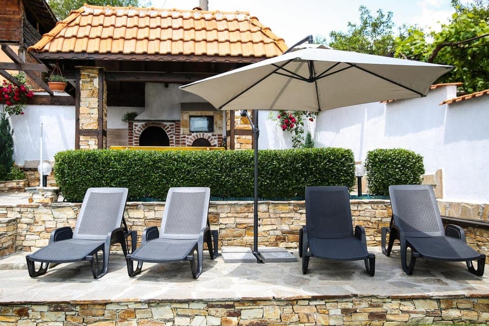 BBQ facilities, Garden