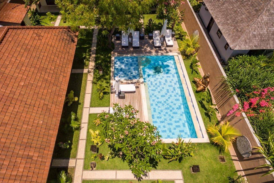 Property building, Bird's eye view