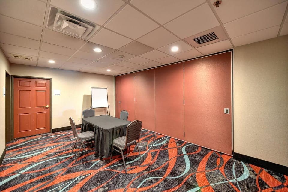 Meeting/conference room