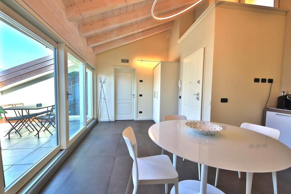 Balcony/Terrace, Dining area