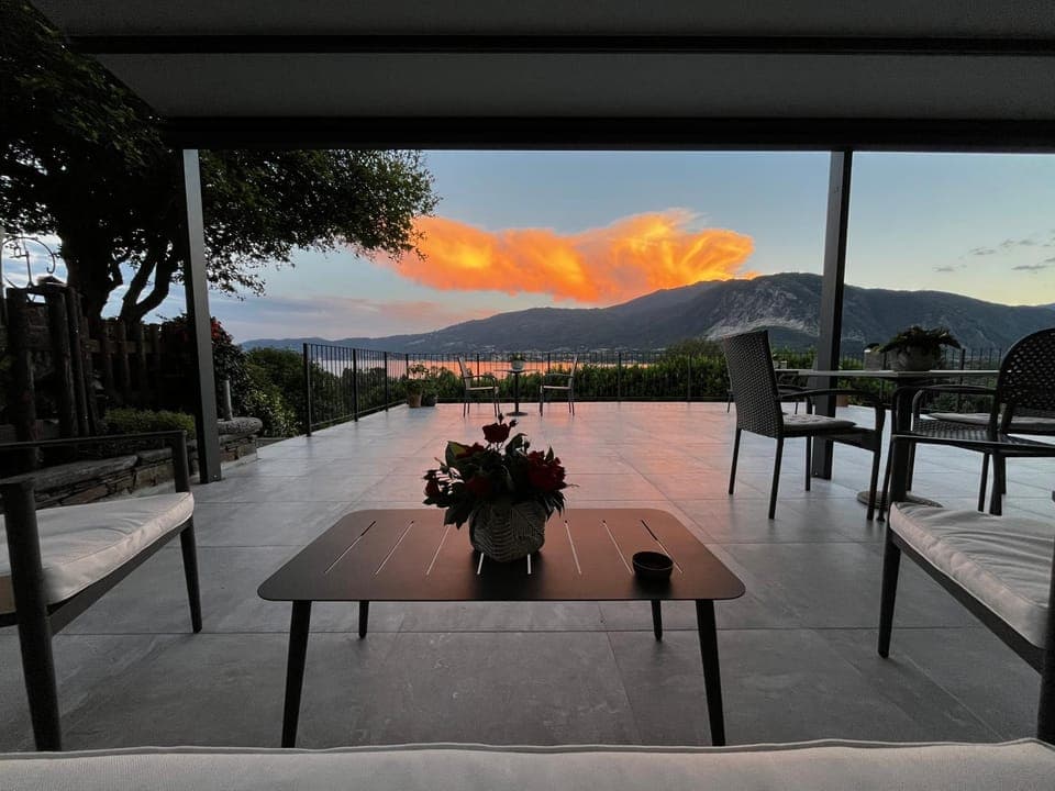 View (from property/room), Lake view, Lake view, Mountain view, Mountain view