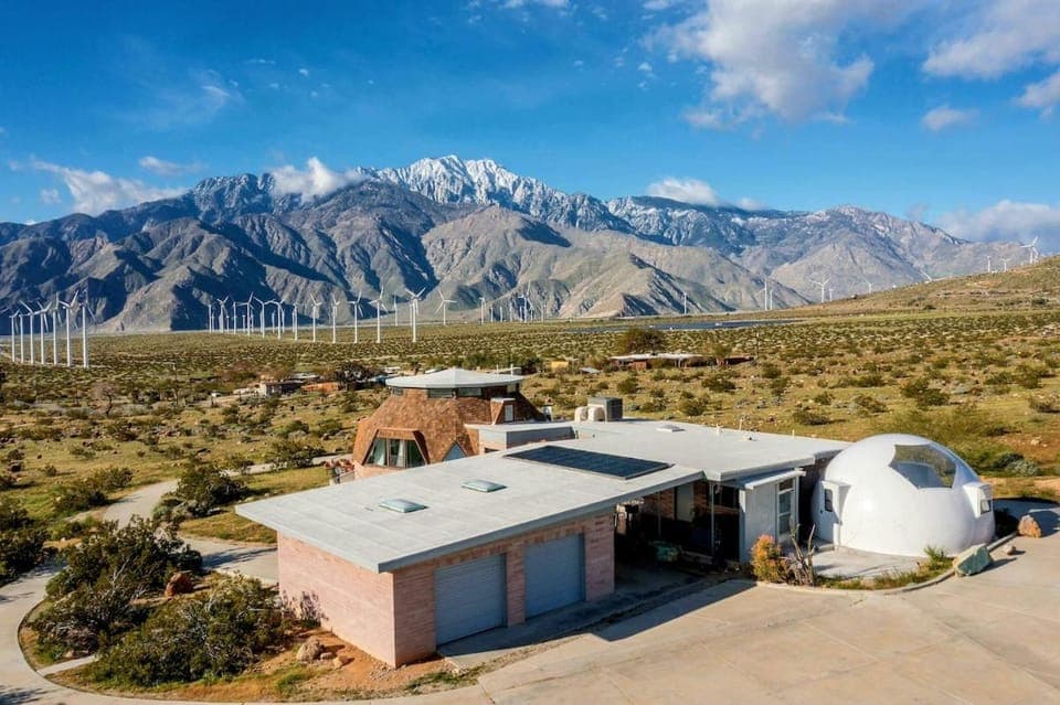 Property building, Nearby landmark, Natural landscape, Bird's eye view, Mountain view