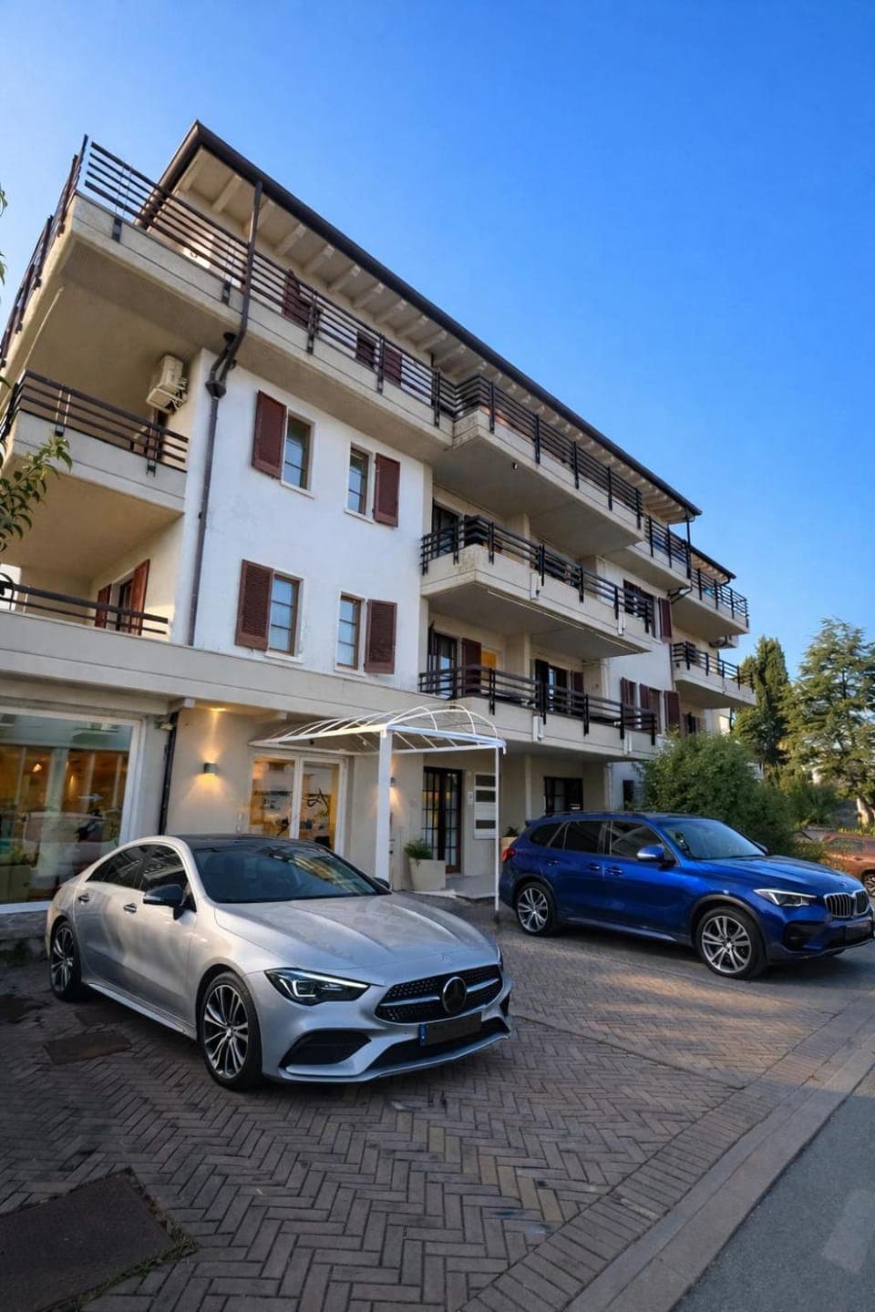 Property building, Day, Parking