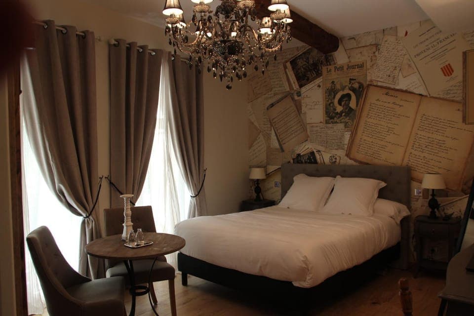 Day, Photo of the whole room, Dining area