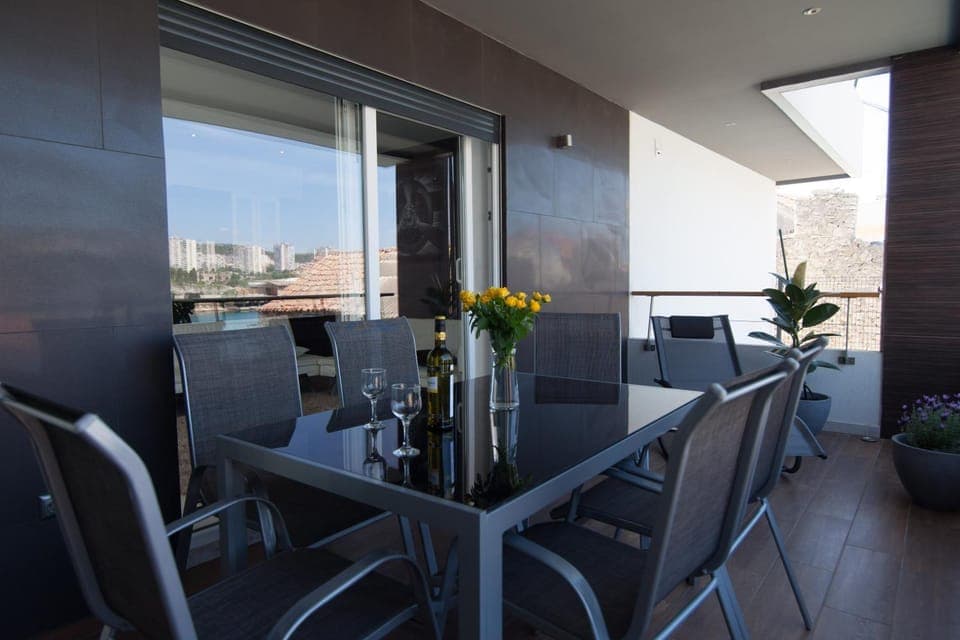 Balcony/Terrace, Inner courtyard view