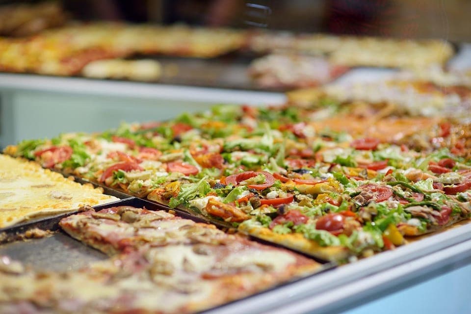 Restaurant/places to eat, Neighbourhood