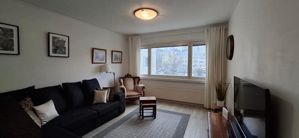 City Apartment Sairaalakatu, lämmin sähköistetty autotalli sisältyy hintaan Apartment in Finland