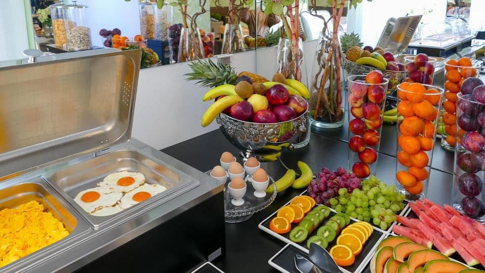 Food and drinks, Food, Breakfast, Continental breakfast, Buffet breakfast, Drinks