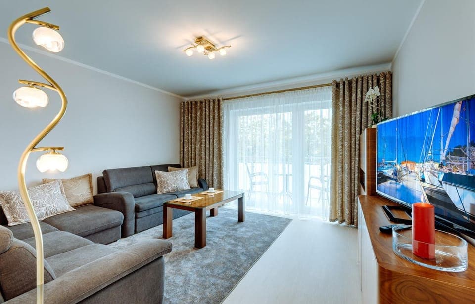 Property building, Photo of the whole room