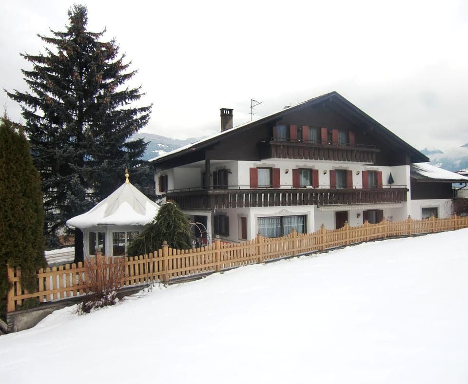 Property building, Natural landscape, Winter
