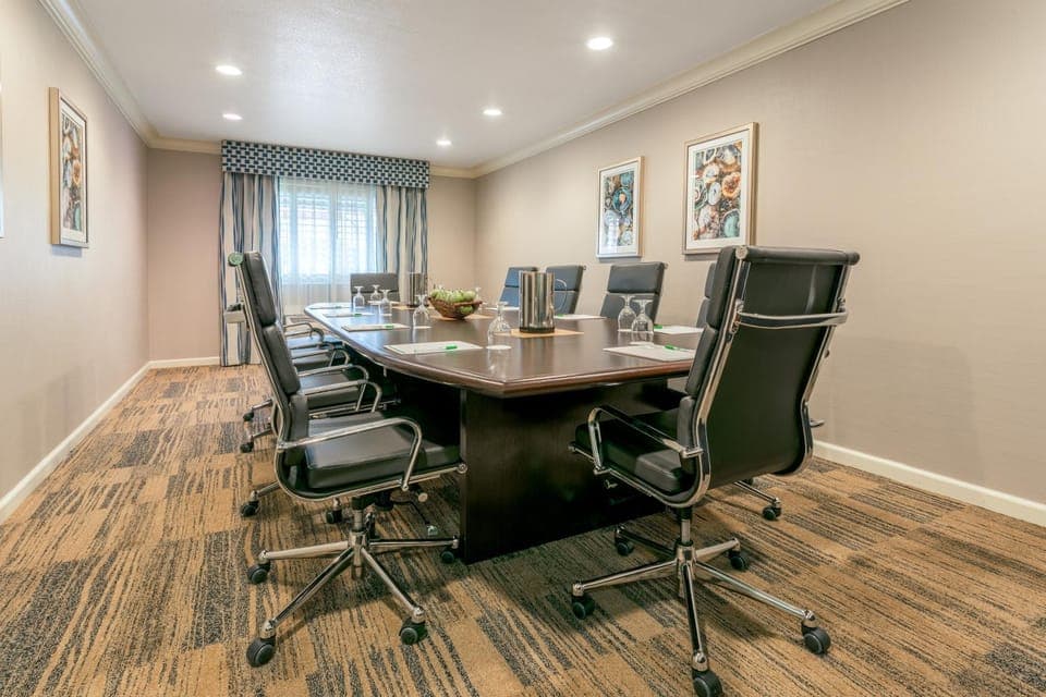 Meeting/conference room