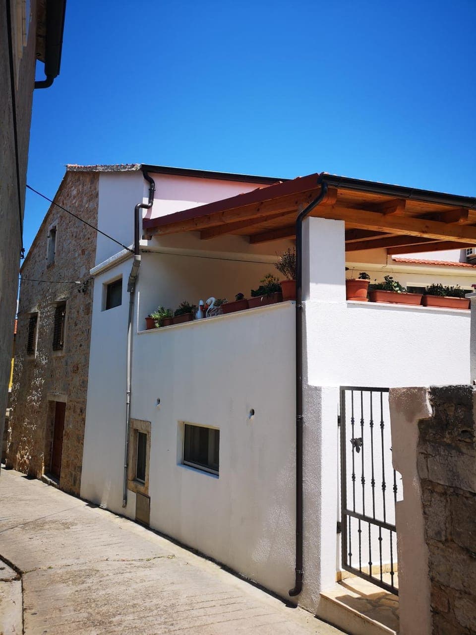 Property building, Facade/entrance