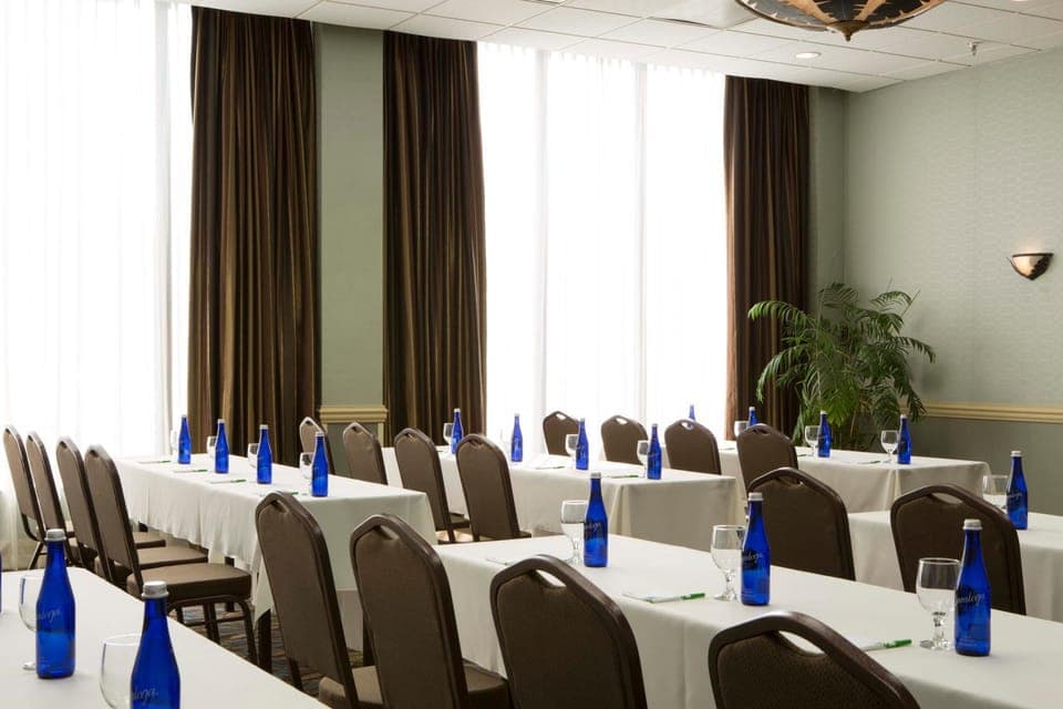 Meeting/conference room