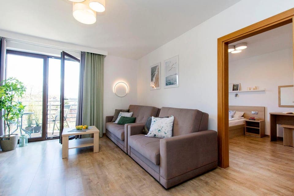 Balcony/Terrace, Living room, Seating area, Bedroom