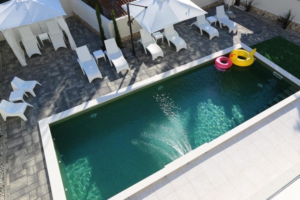 Neighbourhood, Bird's eye view, Pool view, Area and facilities, Area and facilities, Swimming pool, Swimming pool