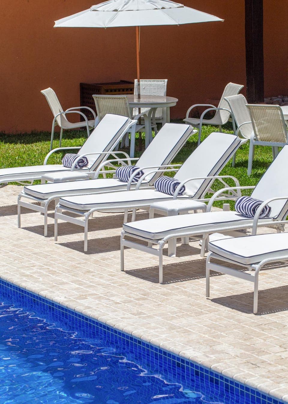 Day, Pool view, Swimming pool, sunbed