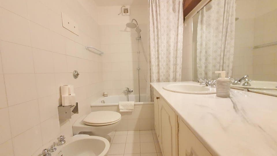 Shower, Toilet, Bathroom, Bath