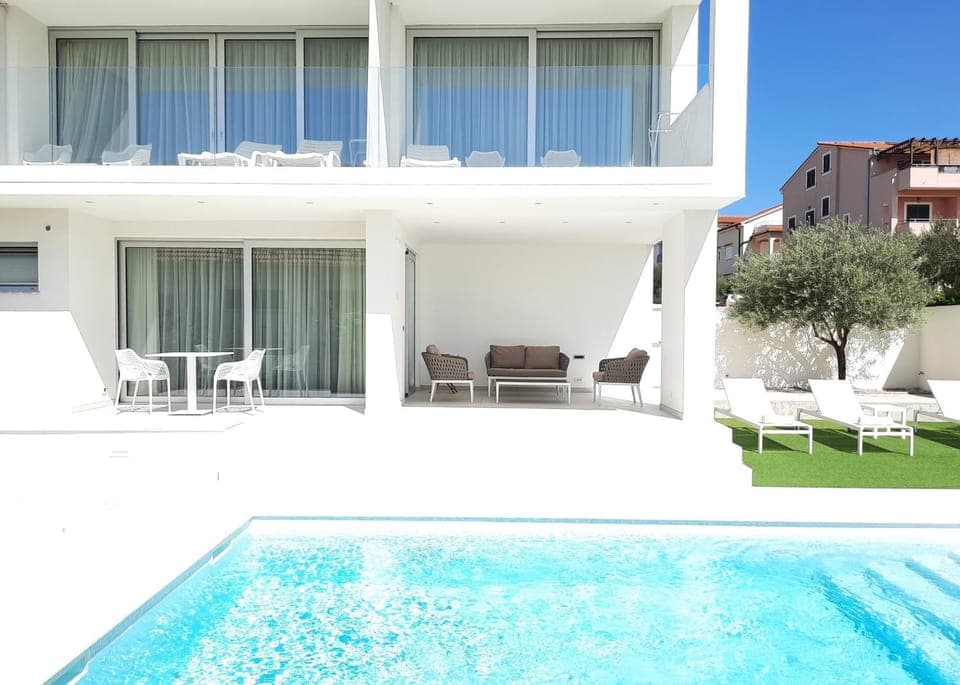 Pool view