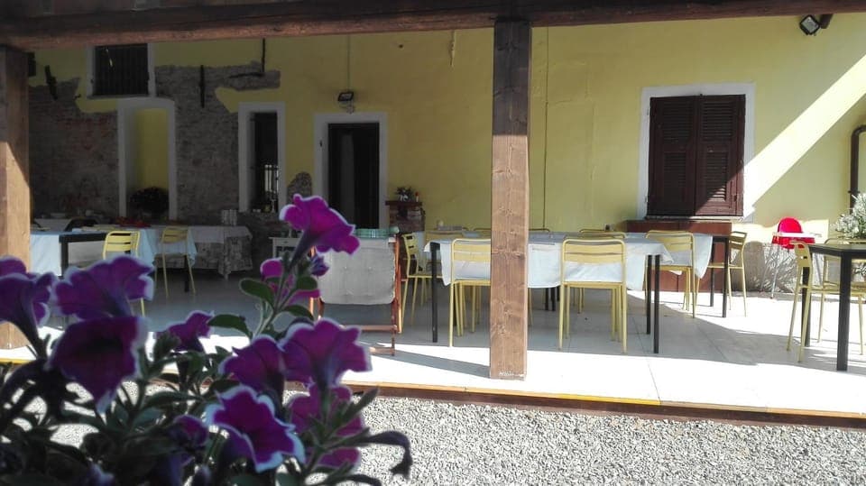 Patio, Restaurant/places to eat, View (from property/room), Dining area