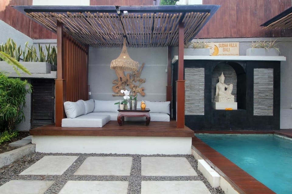 Pool view, Swimming pool