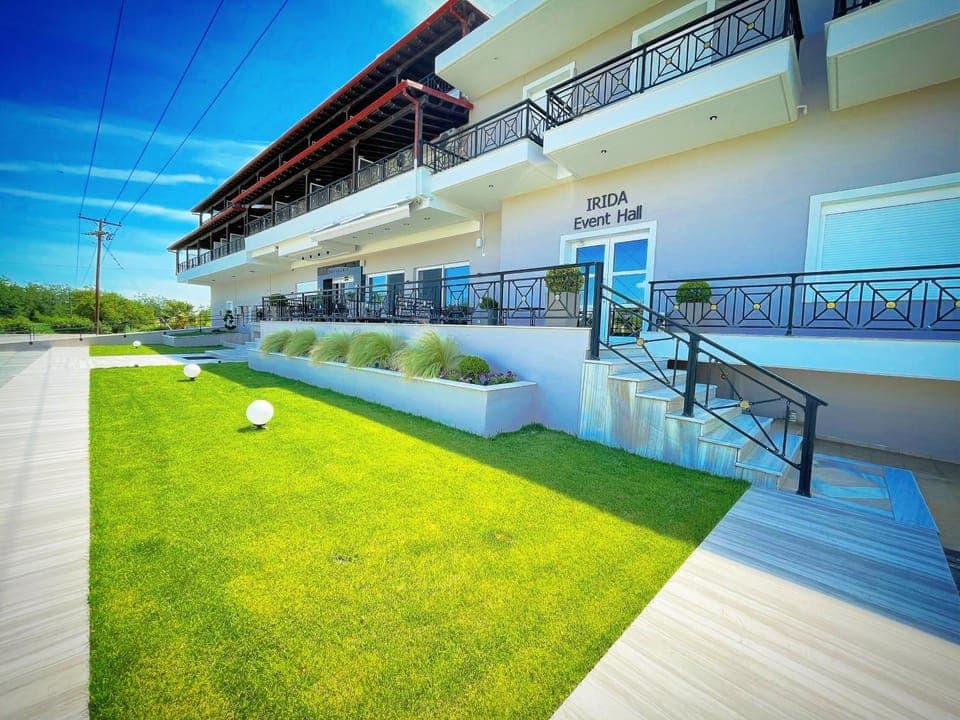 Property building, Garden, Garden