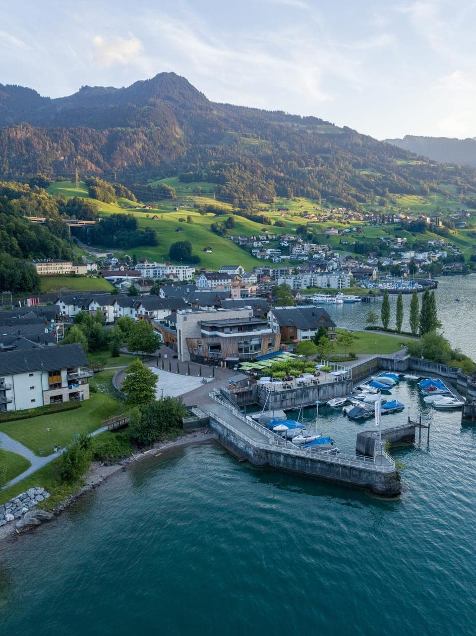 Property building, Natural landscape, Bird's eye view, Balcony/Terrace