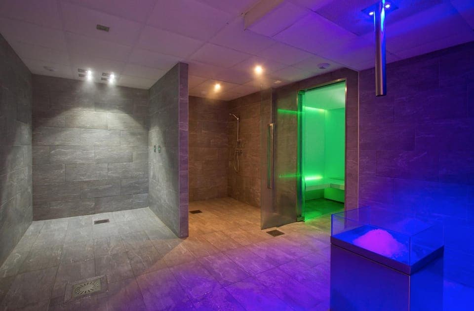 Steam room