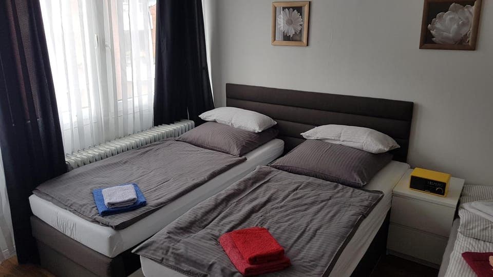 Bed, Photo of the whole room