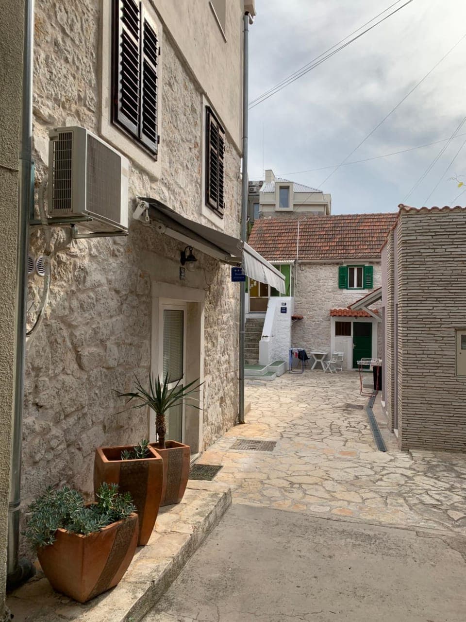 Property building, Neighbourhood, Street view