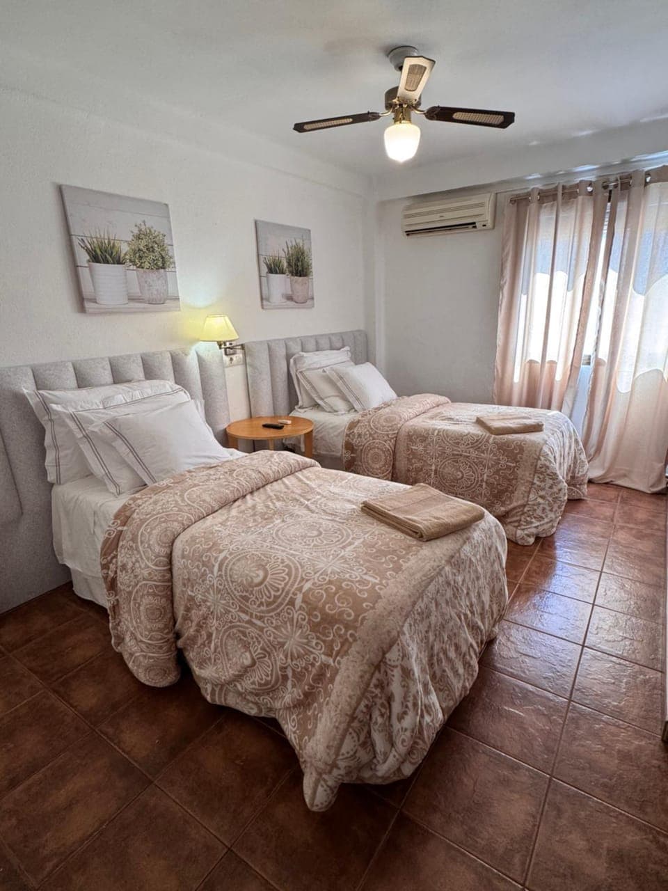 Toilet, Bed, Bathroom, Photo of the whole room, Bedroom, Bath, towels, air conditioner