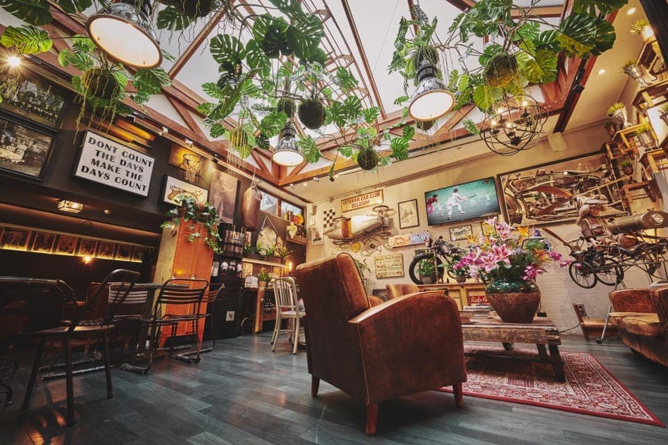 Communal lounge/ TV room, Lounge or bar, Decorative detail