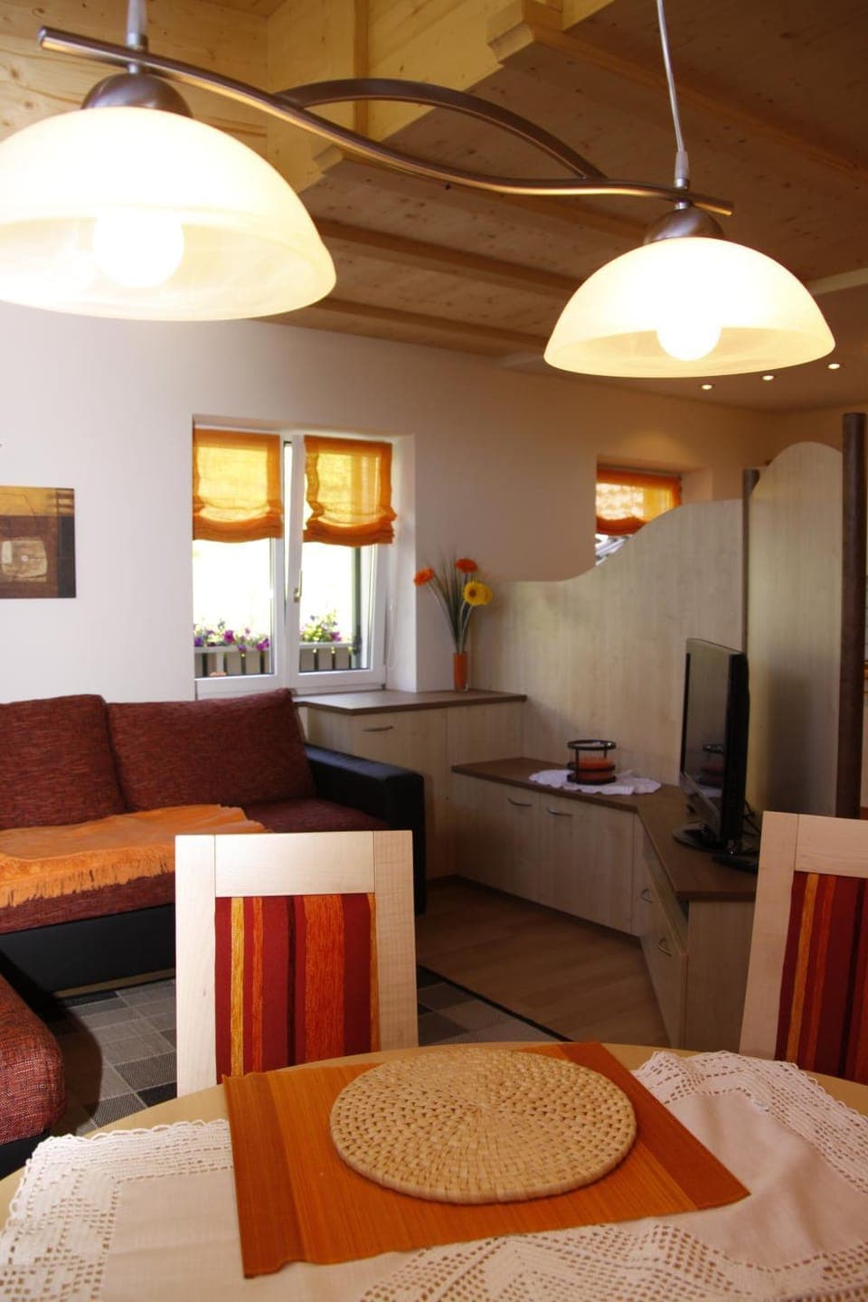 Seating area, Dining area