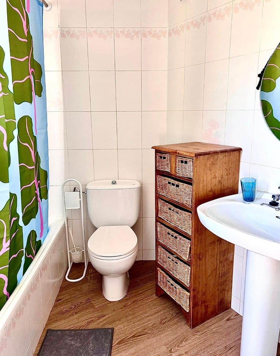 Bathroom, Bath, bidet