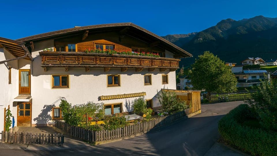 Property building, Bird's eye view