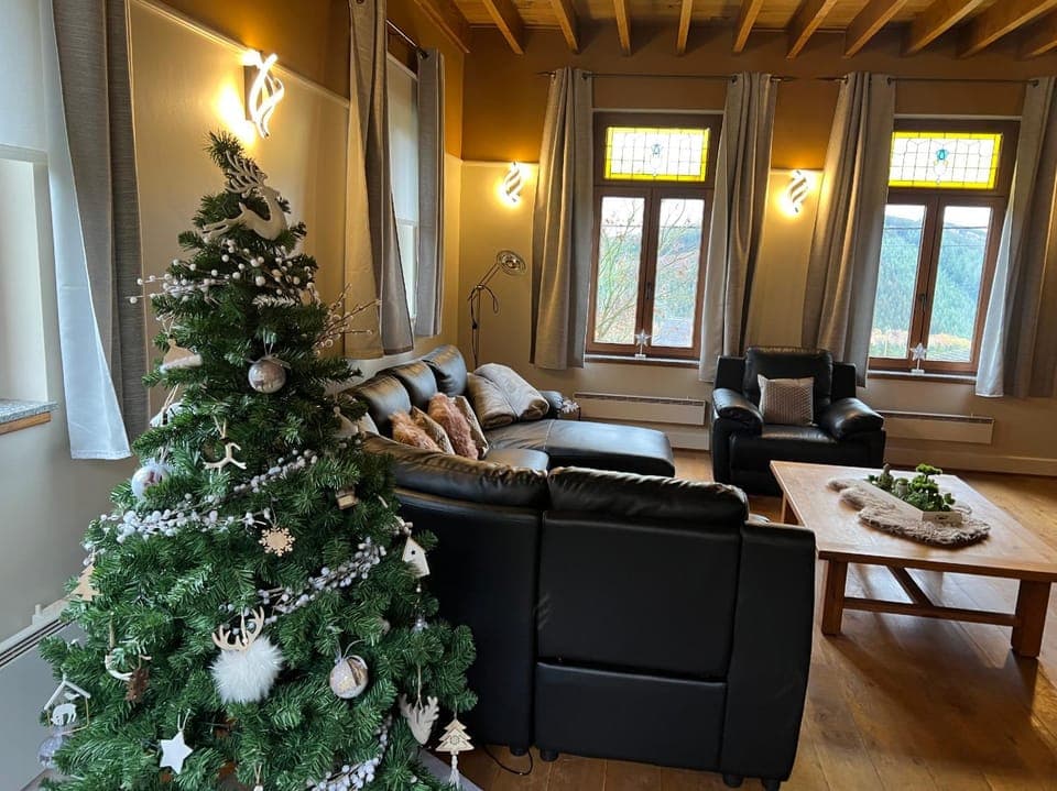 Living room, Decorative detail