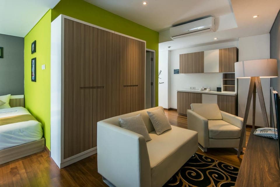 Living room, Seating area