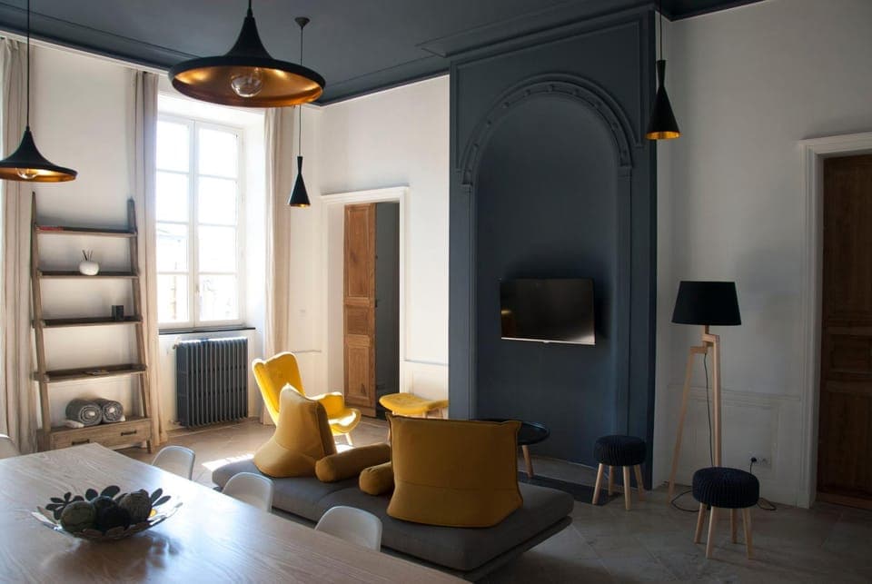 Communal lounge/ TV room